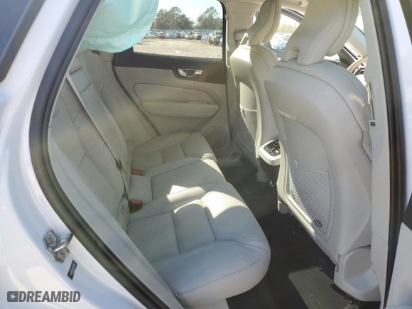 2020 Volvo XC60 Inscription with VIN YV4102RL4L1512319, listed as a Copart auction lot 48719605 with 37,302 mi miles and Salvage Title. Bid and sale history available at carsss.com. Image 10.
