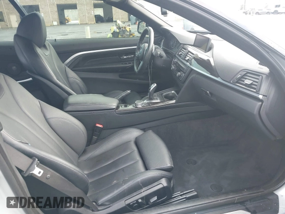 2015 BMW 4 Series 428i with VIN WBA3V7C50FP772915, listed as a IAAI auction lot 41526014 with 116,800 mi miles. Bid and sale history available at carsss.com. Image 5.