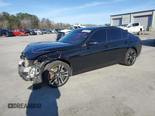 2018 BMW 3 Series 330i with VIN WBA8B9G55JNU58265, listed as a Copart auction lot 45051255 with 89,117 mi miles and Salvage Title. Bid and sale history available at carsss.com. Image 1.