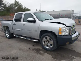 2012 Chevrolet Silverado 1500 LT with VIN 3GCPCSE00CG193437, listed as a IAAI auction lot 41187848 with 227,141 mi miles. Bid and sale history available at carsss.com. Image 1.