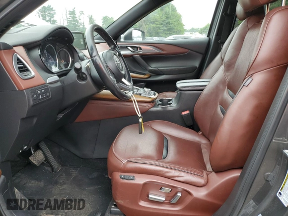 2017 Mazda CX-9 Signature с VIN JM3TCBEY3H0127651, выставлен на аукционе Copart как лот 62814425 с пробегом 171 263 миль миль и Списание • Salvage title. История ставок и продаж доступна на DreamBid. Изображение 7.