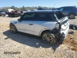 2023 MINI Hardtop Cooper SE z VIN WMW13DJ06P2S79659, wystawiony jako Copart lot #49746775 z przebiegiem 41 559 mil mil oraz Szkoda całkowita • Salvage title. Historia ofert i sprzedaży dostępna na DreamBid. Obrazek 2.