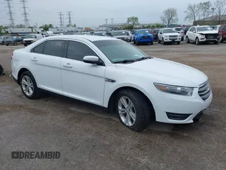 2017 Ford Taurus SEL z VIN 1FAHP2E86HG112643, wystawiony jako IAAI lot #42162386 z przebiegiem 83 884 mil mil oraz . Historia ofert i sprzedaży dostępna na DreamBid. Obrazek 1.