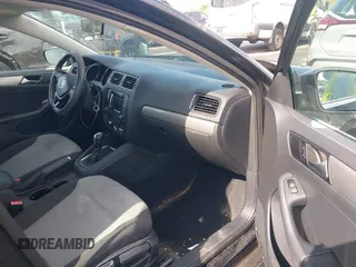 2017 Volkswagen Jetta S with VIN 3VW2B7AJ0HM285436, listed as a IAAI auction lot 42627136 with 88,873 mi miles and . Bid and sale history available at DreamBid. Image 5.