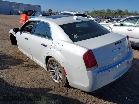2016 Chrysler 300 with VIN 2C3CCAEG8GH198031, listed as a IAAI auction lot 40481170 with 118,874 mi miles. Bid and sale history available at carsss.com. Image 3.