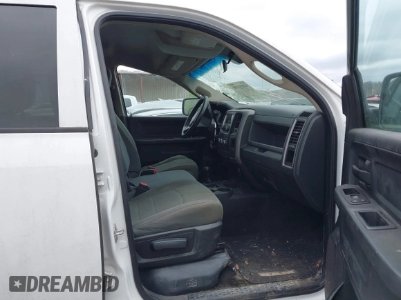 2015 Ram 2500 Tradesman с VIN 3C6TR5HTXFG695405, выставлен на аукционе IAAI как лот 42051190 с пробегом 144 503 миль миль и . История ставок и продаж доступна на DreamBid. Изображение 5.