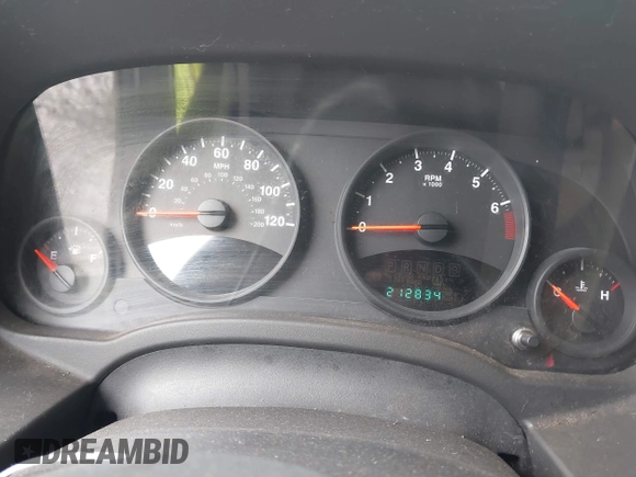 2011 Jeep Patriot Latitude with VIN 1J4NT1GA0BD129377, listed as a IAAI auction lot 42098404 with 212,834 mi miles. Bid and sale history available at carsss.com. Image 7.