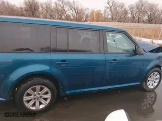 2011 Ford Flex SE with VIN 2FMGK5BC1BBD01516, listed as a IAAI auction lot 41199696 with 229,473 mi miles. Bid and sale history available at carsss.com. Image 14.