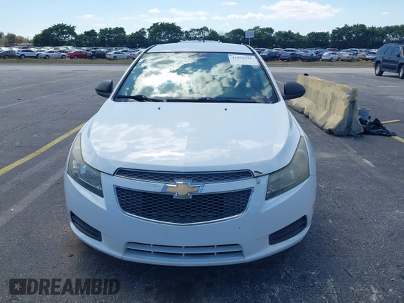 2014 Chevrolet Cruze LS with VIN 1G1PA5SH9E7178783, listed as a IAAI auction lot 42051940 with 96,587 mi miles and . Bid and sale history available at DreamBid. Image 6.
