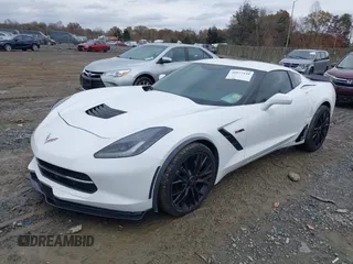 2014 Chevrolet Corvette 1LT z VIN 1G1YA2D7XE5128719, wystawiony jako IAAI lot #40877448 z przebiegiem 75 961 mil mil oraz . Historia ofert i sprzedaży dostępna na DreamBid. Obrazek 17.