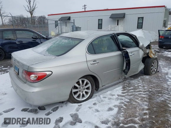 2004 Lexus ES 350 with VIN JTHBA30G145025601, listed as a IAAI auction lot 41352233 with 220,258 mi miles and . Bid and sale history available at DreamBid. Image 4.
