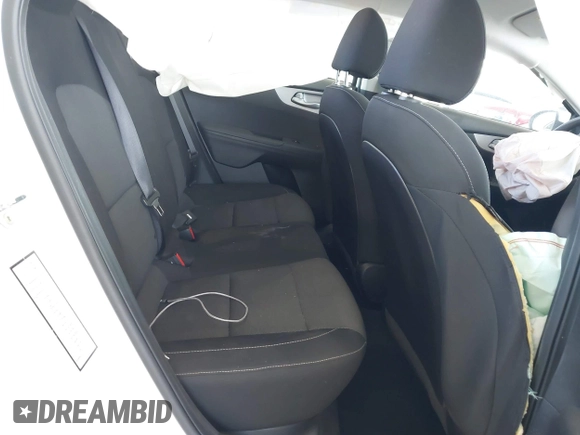 2022 Kia Forte LXS z VIN 3KPF24AD2NE425361, wystawiony jako IAAI lot #42004084 z przebiegiem 61 465 mil mil oraz . Historia ofert i sprzedaży dostępna na DreamBid. Obrazek 8.