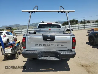 2002 Nissan Frontier XE z VIN 1N6ED29X72C374187, wystawiony jako Copart lot #55688645 z przebiegiem 354 656 mil mil oraz Szkoda całkowita • Salvage title. Historia ofert i sprzedaży dostępna na DreamBid. Obrazek 6.
