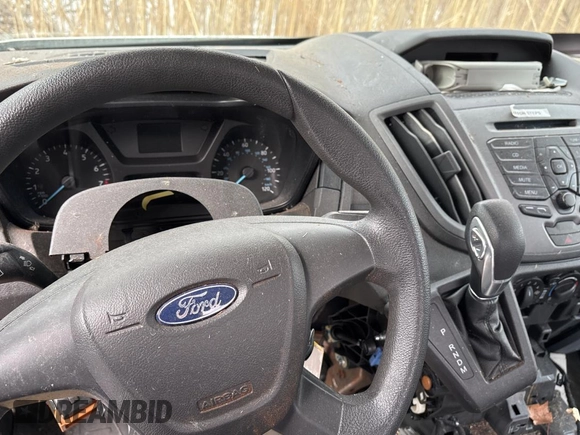2019 Ford Transit XL with VIN 1FDZX2CM0KKA63891, listed as a Copart auction lot 47981255 with Not provided miles and Clean title. Bid and sale history available at DreamBid. Image 8.