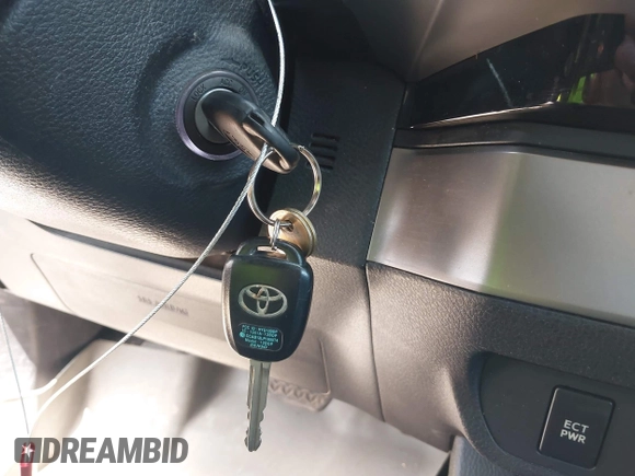 2017 Toyota Tacoma SR5 with VIN 5TFAZ5CN6HX035708, listed as a IAAI auction lot 42117129 with 122,100 mi miles and . Bid and sale history available at DreamBid. Image 11.