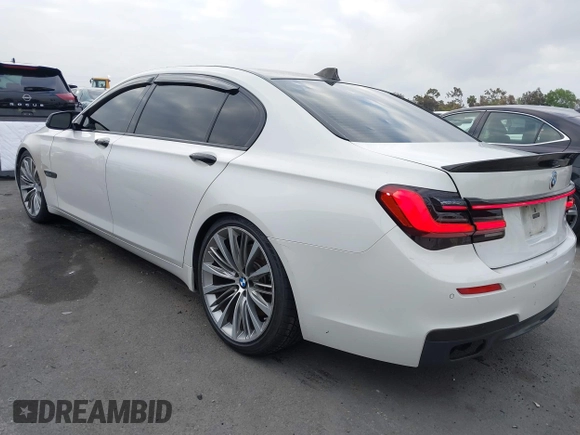 2013 BMW 7 Series 750Li xDrive with VIN WBAYF8C5XDD139832, listed as a IAAI auction lot 42110322 with 149,453 mi miles and . Bid and sale history available at DreamBid. Image 3.