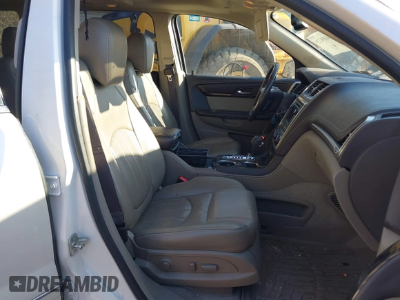 2015 GMC Acadia Denali with VIN 1GKKVTKD1FJ122367, listed as a IAAI auction lot 41850329 with 82,612 mi miles. Bid and sale history available at carsss.com. Image 5.