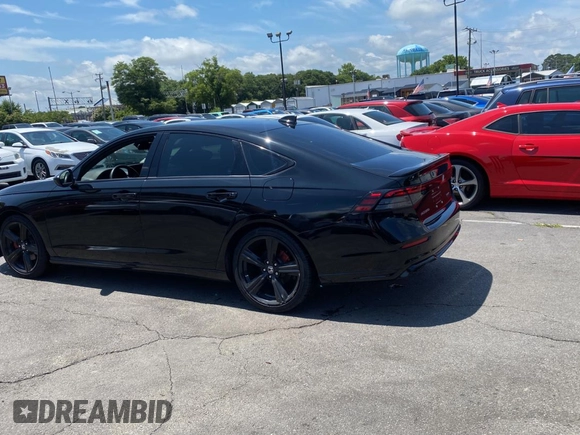 2023 Honda Accord Sport-L with VIN 1HGCY2F71PA067959, listed as a Copart auction lot 60369075 with 27,472 mi miles and Clean title. Bid and sale history available at DreamBid. Image 3.