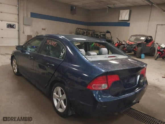 2008 Honda Civic Sdn EX with VIN 1HGFA15868L045323, listed as a IAAI auction lot 39363845 with 190,748 mi miles. Bid and sale history available at carsss.com. Image 3.