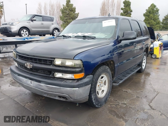 2006 Chevrolet Tahoe LS with VIN 1GNEC13V06R144217, listed as a IAAI auction lot 41730997 with 162,731 mi miles. Bid and sale history available at carsss.com. Image 2.