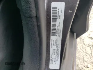 2016 Chrysler 200 S z VIN 1C3CCCBB7GN127902, wystawiony jako Copart lot #57384865 z przebiegiem 109 212 mil mil oraz Szkoda całkowita • Salvage title. Historia ofert i sprzedaży dostępna na DreamBid. Obrazek 12.