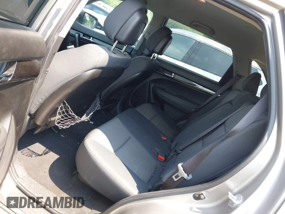 2013 Kia Sorento LX with VIN 5XYKT3A64DG357542, listed as a IAAI auction lot 42402188 with 171,648 mi miles and . Bid and sale history available at DreamBid. Image 8.