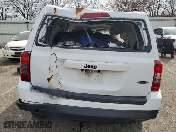 2015 Jeep Patriot Altitude Edition with VIN 1C4NJPBA7FD192164, listed as a Copart auction lot 47344945 with 0 mi miles and Salvage Title. Bid and sale history available at carsss.com. Image 6.