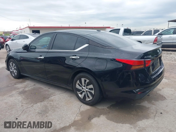 2019 Nissan Altima S with VIN 1N4BL4BV1KC144678, listed as a IAAI auction lot 42101538 with 181,101 mi miles and . Bid and sale history available at carsss.com. Image 14.