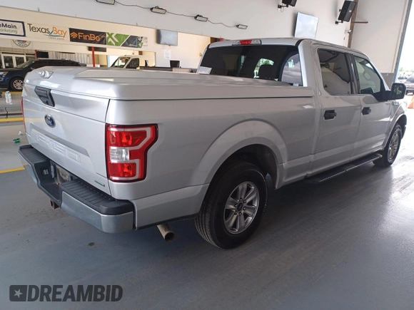 2018 Ford F-150 XL z VIN 1FTEW1CP7JKD24099, wystawiony jako IAAI lot #42636640 z przebiegiem 132 076 mil mil oraz . Historia ofert i sprzedaży dostępna na DreamBid. Obrazek 1.