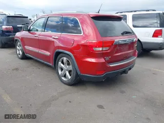 2011 Jeep Grand Cherokee Overland with VIN 1J4RR6GT6BC605300, listed as a IAAI auction lot 41504528 with 204,412 mi miles. Bid and sale history available at carsss.com. Image 3.