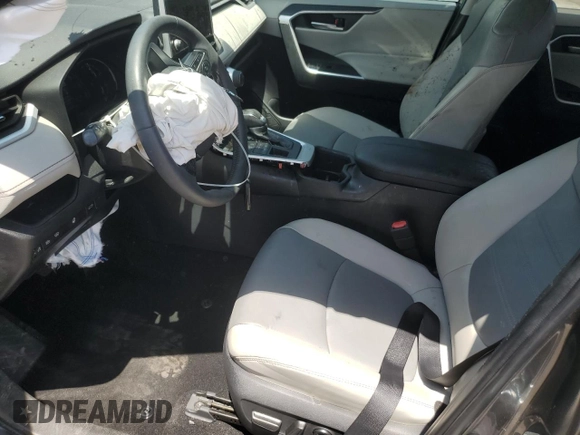 2023 Toyota RAV4 XLE Premium с VIN 2T3A1RFV1PC362614, выставлен на аукционе Copart как лот 56923825 с пробегом 20 267 миль миль и Списание • Salvage title. История ставок и продаж доступна на DreamBid. Изображение 7.