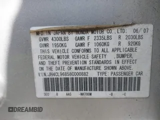 2008 Acura TSX with VIN JH4CL96858C000882, listed as a IAAI auction lot 41271531 with 182,837 mi miles. Bid and sale history available at carsss.com. Image 9.