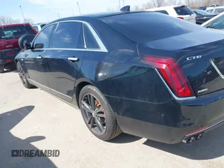 2018 Cadillac CT6 Luxury AWD with VIN 1G6KD5RS2JU153927, listed as a IAAI auction lot 41812028 with 91,364 mi miles. Bid and sale history available at carsss.com. Image 14.