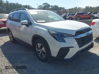 2025 Subaru Ascent Premium z VIN 4S4WMADD1S3405704, wystawiony jako IAAI lot #41772868 z przebiegiem 2 999 mil mil oraz . Historia ofert i sprzedaży dostępna na DreamBid. Obrazek 1.