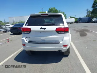 2020 Jeep Grand Cherokee Laredo E z VIN 1C4RJFAGXLC199564, wystawiony jako IAAI lot #42142905 z przebiegiem 83 024 mil mil oraz . Historia ofert i sprzedaży dostępna na DreamBid. Obrazek 16.