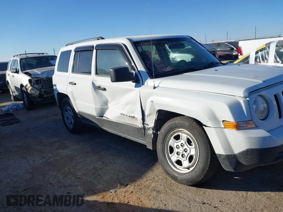 2017 Jeep Patriot Sport with VIN 1C4NJPBA2HD118914, listed as a IAAI auction lot 41328500 with 67,007 mi miles. Bid and sale history available at carsss.com. Image 13.