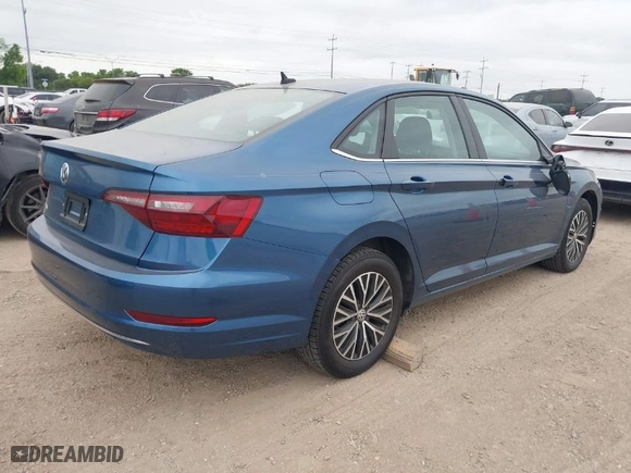 2021 Volkswagen Jetta S with VIN 3VWN57BU6MM000536, listed as a IAAI auction lot 42029185 with 97,613 mi miles. Bid and sale history available at carsss.com. Image 4.