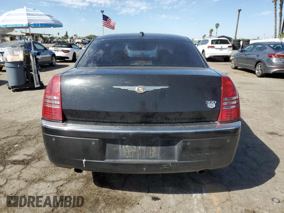 2006 Chrysler 300 C with VIN 2C3LA63H46H171695, listed as a Copart auction lot 47205915 with 103,403 mi miles and Clean Title. Bid and sale history available at carsss.com. Image 6.