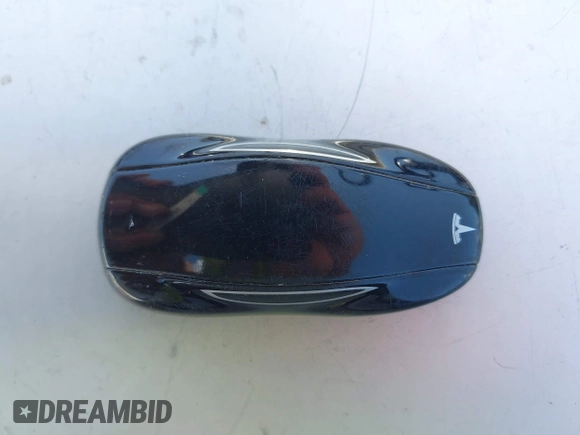 2014 Tesla Model S 60 с VIN 5YJSA1H15EFP65285, выставлен на аукционе IAAI как лот 42297394 с пробегом 178 866 миль миль и . История ставок и продаж доступна на DreamBid. Изображение 11.