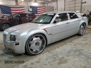 2007 Chrysler 300 Signature with VIN 2C3KA53G17H721403, listed as a Copart auction lot 87018584 with 0 mi miles and Salvage Title. Bid and sale history available at carsss.com. Image 1.