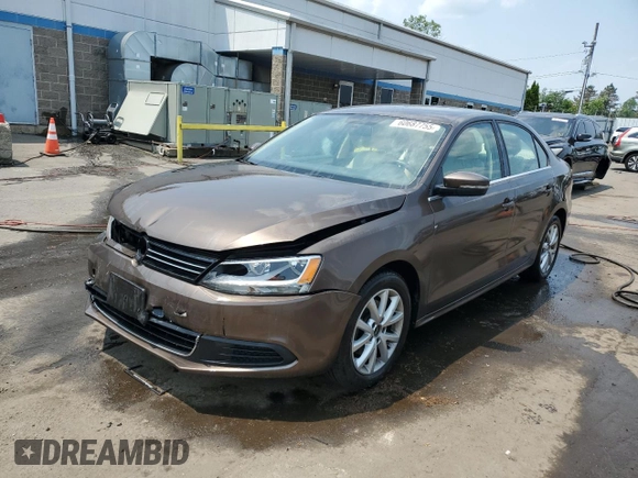 2013 Volkswagen Jetta SE with VIN 3VWDP7AJ7DM372884, listed as a Copart auction lot 60687755 with 123,754 mi miles and Salvage title. Bid and sale history available at DreamBid. Image 1.