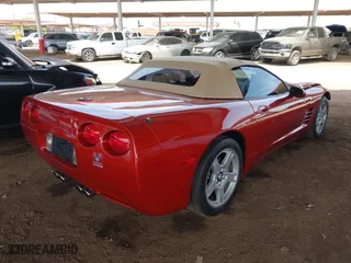 1998 Chevrolet Corvette with VIN 1G1YY32G8W5130250, listed as a IAAI auction lot 41881653 with 19,800 mi miles. Bid and sale history available at carsss.com. Image 4.