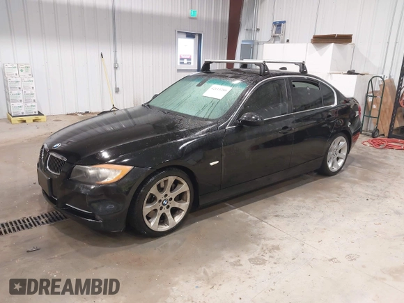 2008 BMW 3 Series 335i с VIN WBAVB73508KY63636, выставлен на аукционе IAAI как лот 42113280 с пробегом 132 419 миль миль и . История ставок и продаж доступна на DreamBid. Изображение 2.