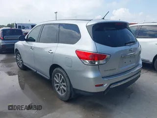 2014 Nissan Pathfinder Platinum with VIN 5N1AR2MN3EC715979, listed as a IAAI auction lot 42674730 with 131,156 mi miles and . Bid and sale history available at DreamBid. Image 3.