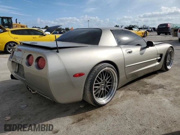 1999 Chevrolet Corvette with VIN 1G1YY12G0X5132872, listed as a Copart auction lot 79515674 with 33,522 mi miles and Salvage Title. Bid and sale history available at carsss.com. Image 3.