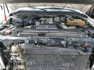 2008 Ford F-350 XL z VIN 1FTWW31R78EA62095, wystawiony jako Copart lot #56411635 z przebiegiem 107 404 mil mil oraz Szkoda całkowita • Salvage title. Historia ofert i sprzedaży dostępna na DreamBid. Obrazek 11.