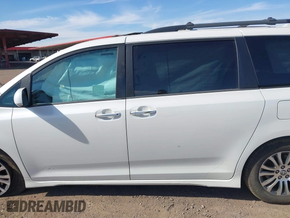 2018 Toyota Sienna XLE Auto Access Seat with VIN 5TDYZ3DCXJS940710, listed as a IAAI auction lot 41508764 with 108,942 mi miles and . Bid and sale history available at DreamBid. Image 13.
