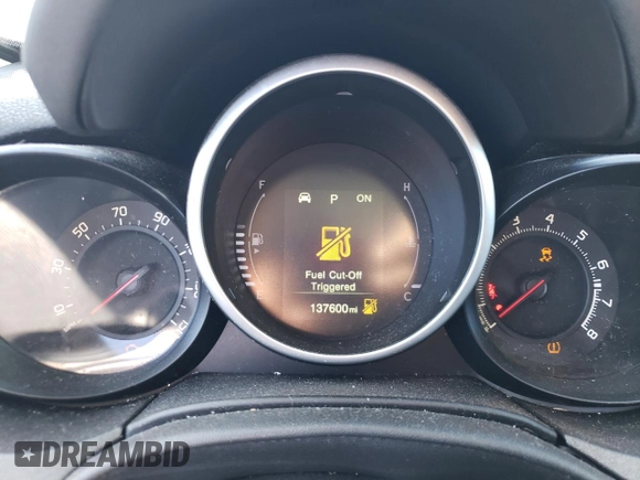 2016 FIAT 500X Trekking Plus z VIN ZFBCFYET9GP473798, wystawiony jako Copart lot #88646765 z przebiegiem 137 600 mil mil oraz Szkoda całkowita • Salvage title. Historia ofert i sprzedaży dostępna na DreamBid. Obrazek 9.