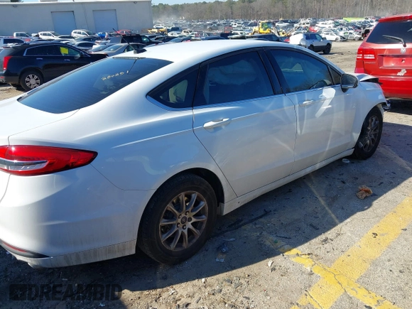 2018 Ford Fusion S with VIN 3FA6P0G76JR270334, listed as a IAAI auction lot 41490738 with 98,920 mi miles. Bid and sale history available at carsss.com. Image 13.
