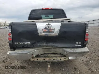 2008 Nissan Frontier SE z VIN 1N6AD07U28C442383, wystawiony jako Copart lot #52042495 z przebiegiem 137 155 mil mil oraz Szkoda całkowita • Salvage title. Historia ofert i sprzedaży dostępna na DreamBid. Obrazek 6.